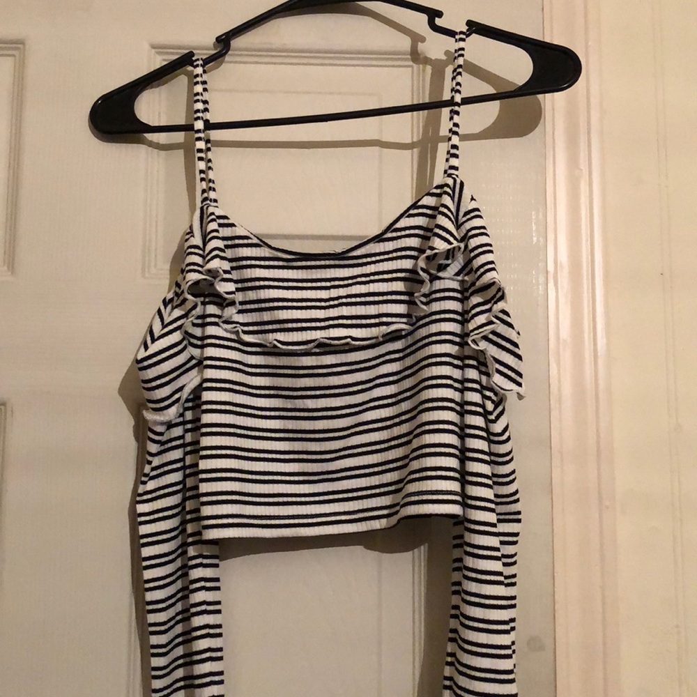 crop top